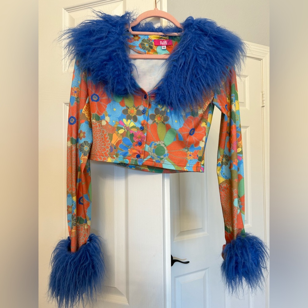 elsie and Fred groove jet 70’s floral crop XS nwot